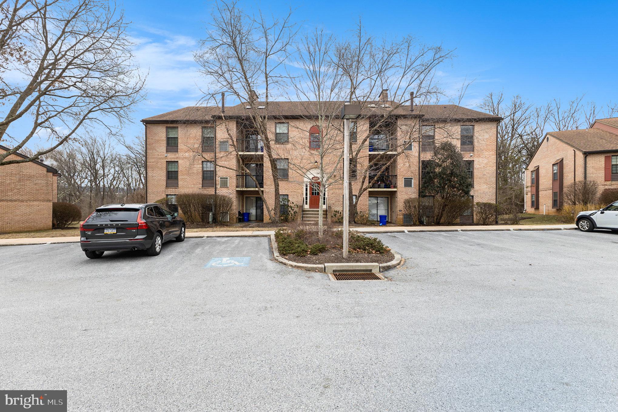 EAGLES RIDGE - Residential