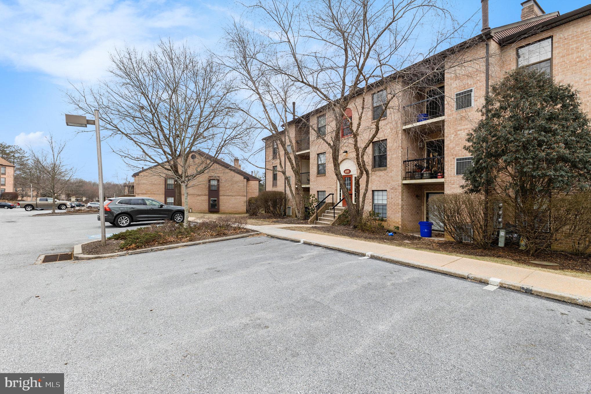 EAGLES RIDGE - Residential