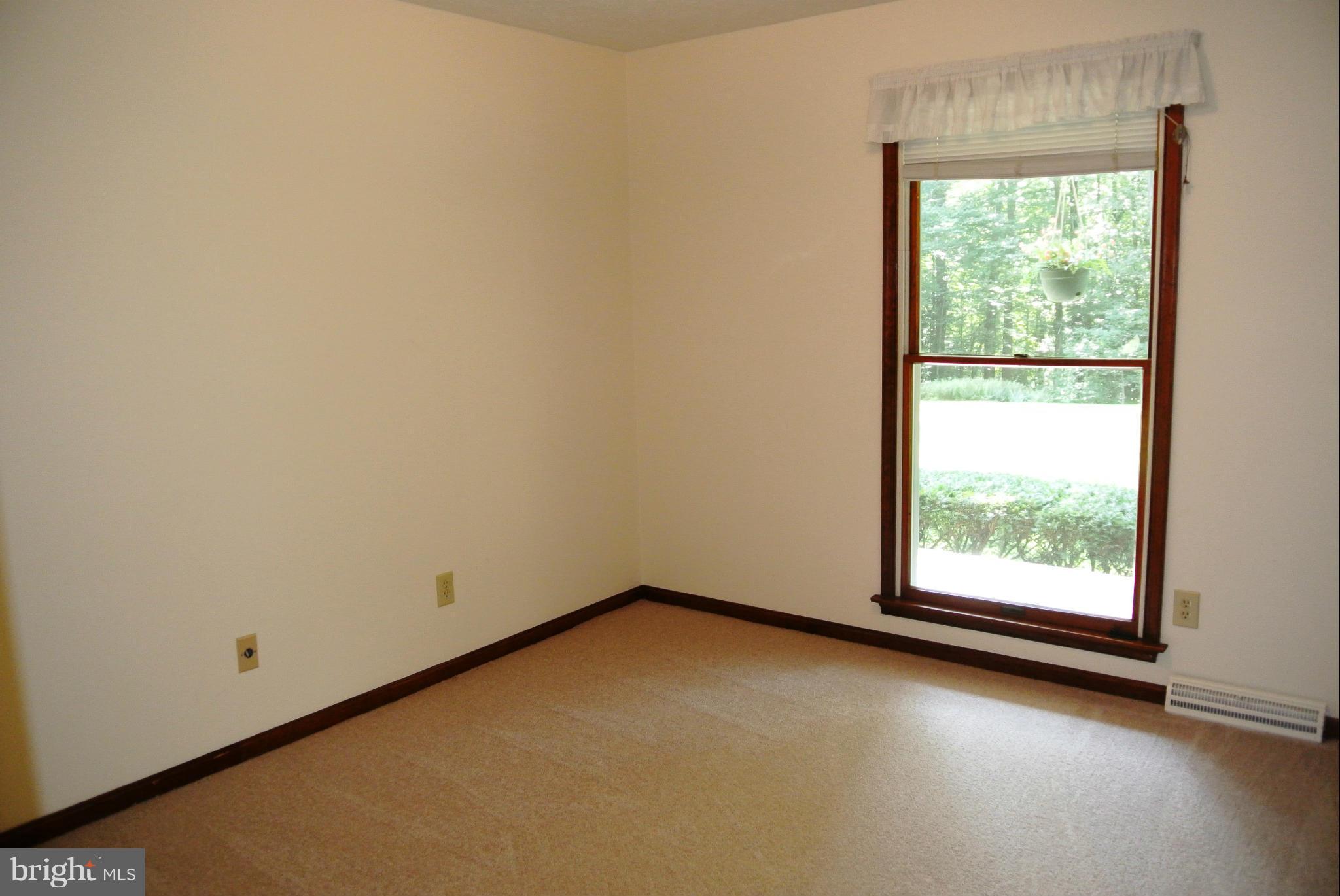 GILLENS GROVE - Residential