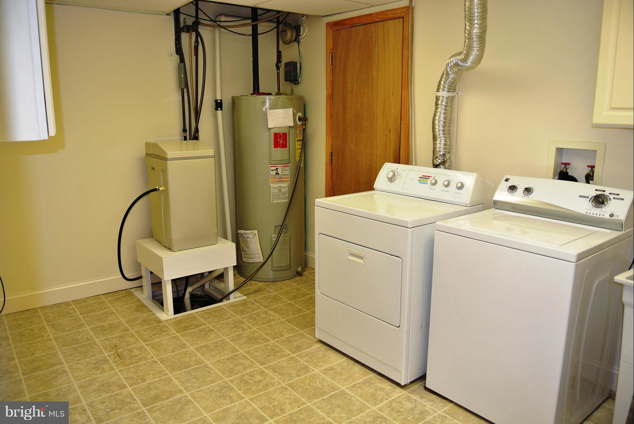 GILLENS GROVE - Residential