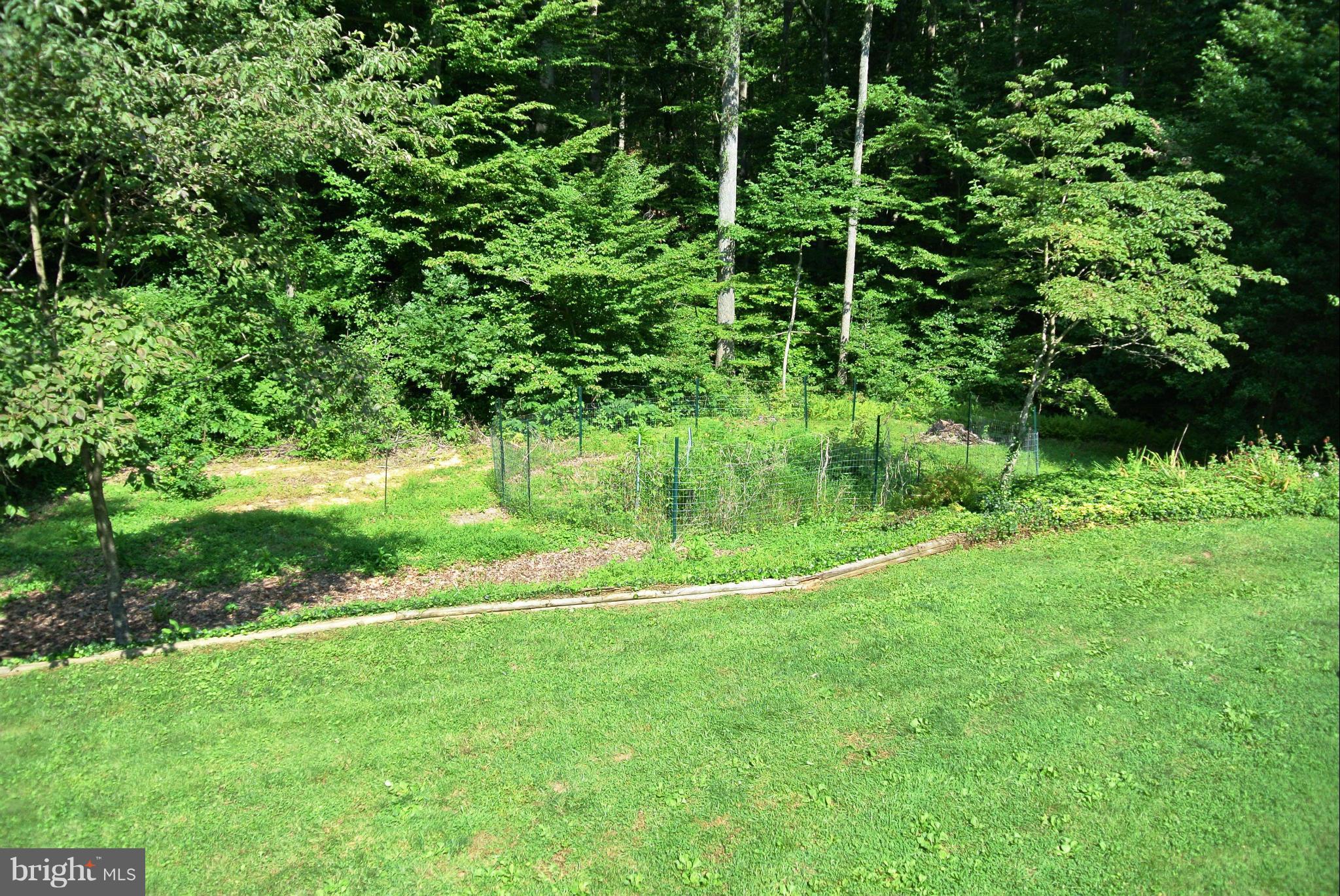 GILLENS GROVE - Residential