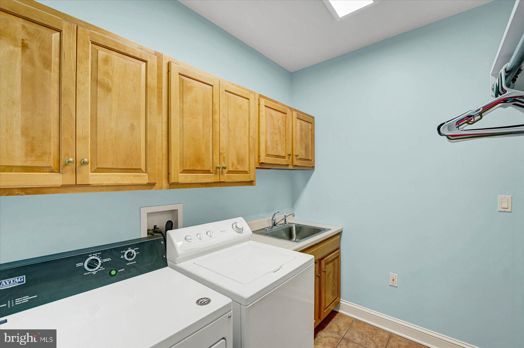 CEDAR CLIFF - Residential