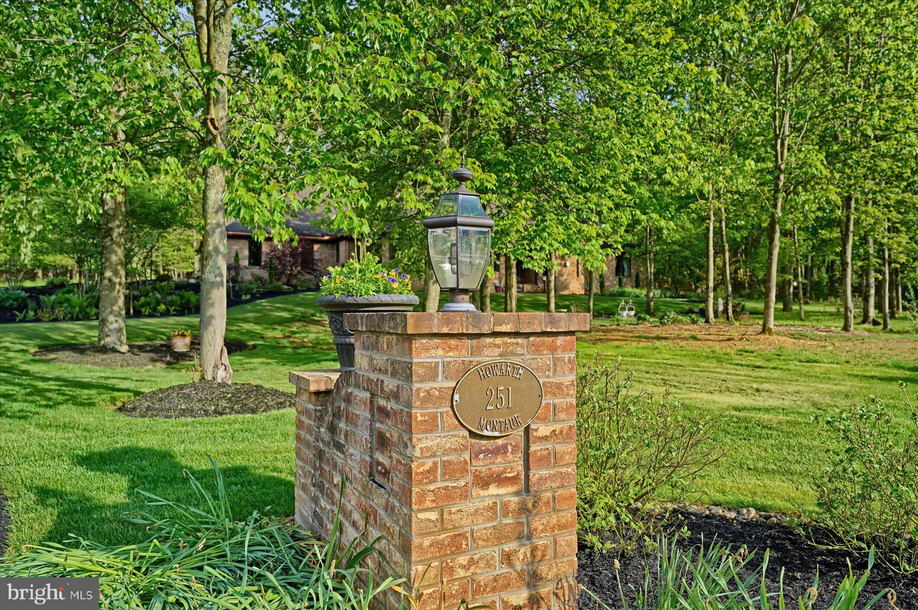 CEDAR CLIFF - Residential