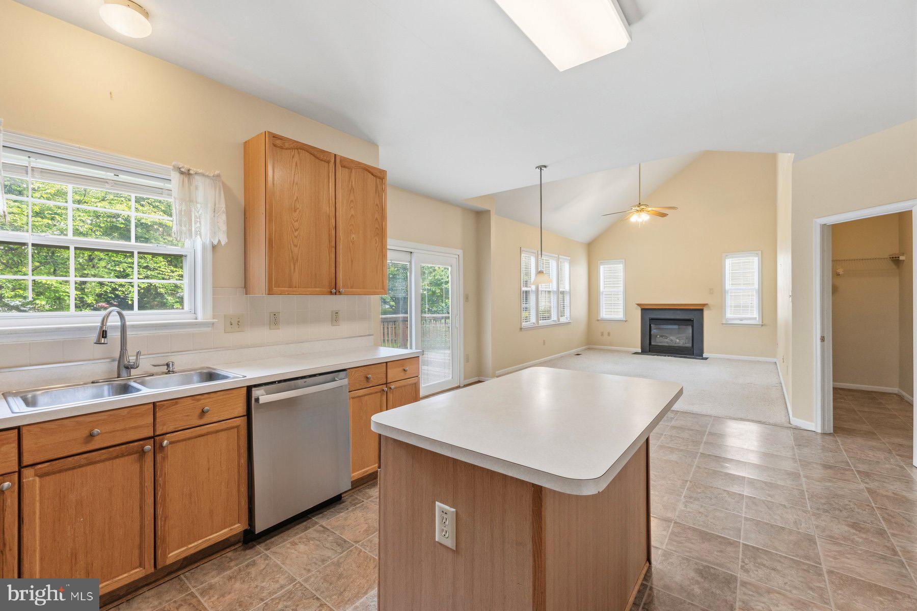 NORTH CROSSING - Residential