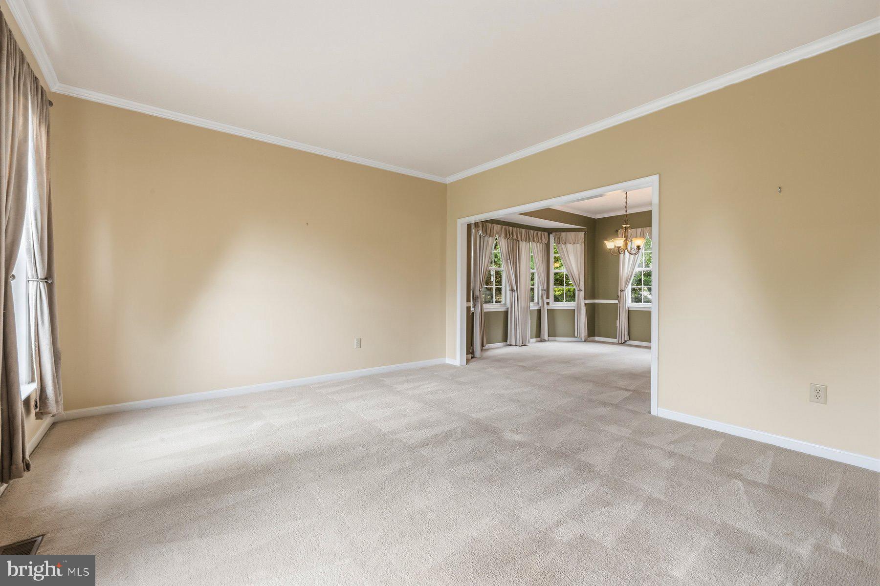 NORTH CROSSING - Residential