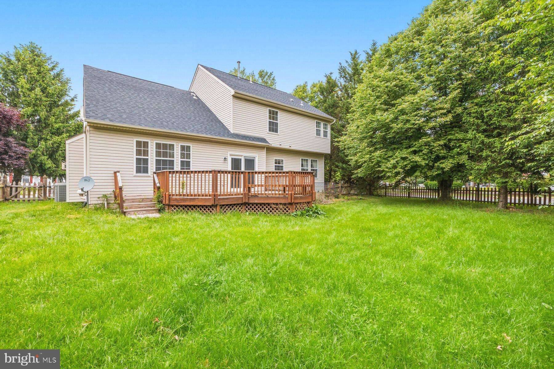 NORTH CROSSING - Residential