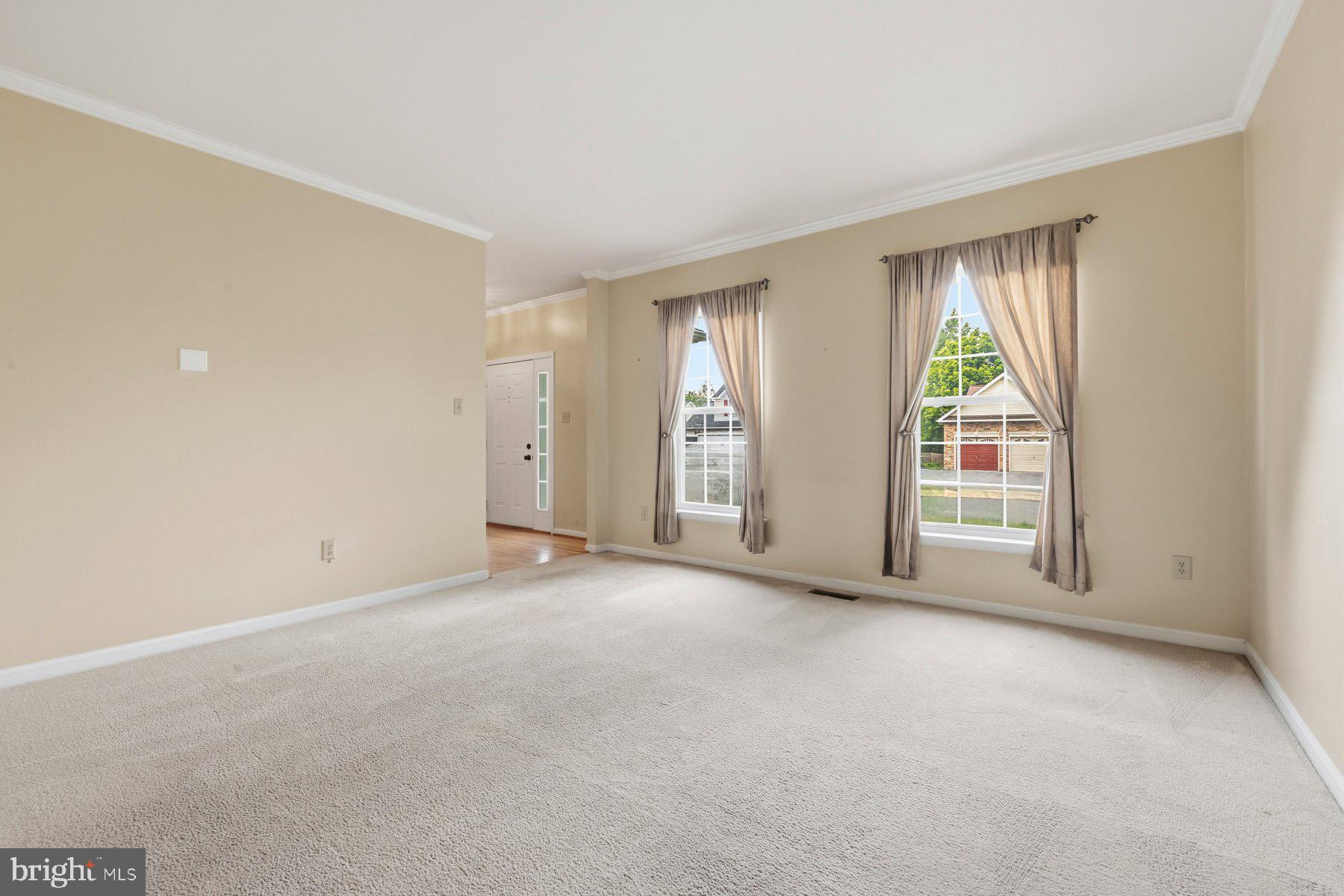 NORTH CROSSING - Residential