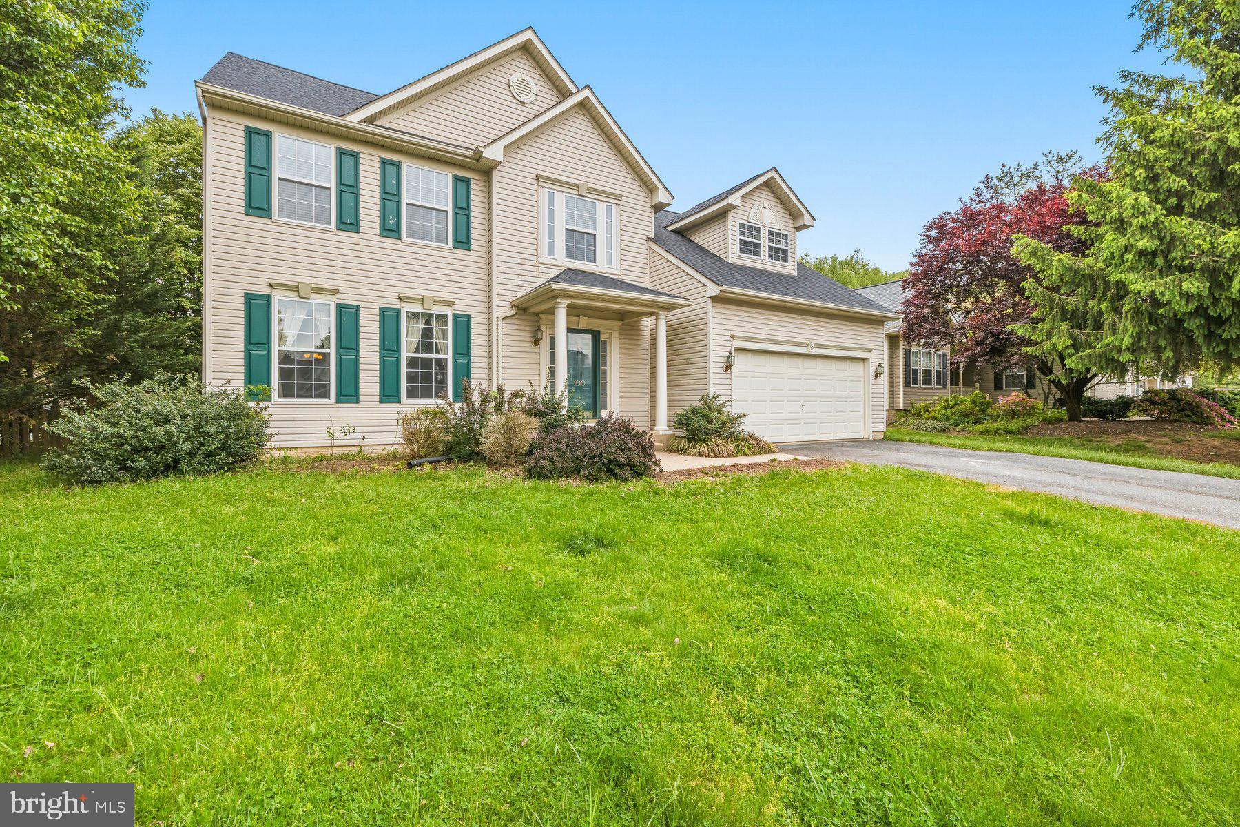 NORTH CROSSING - Residential