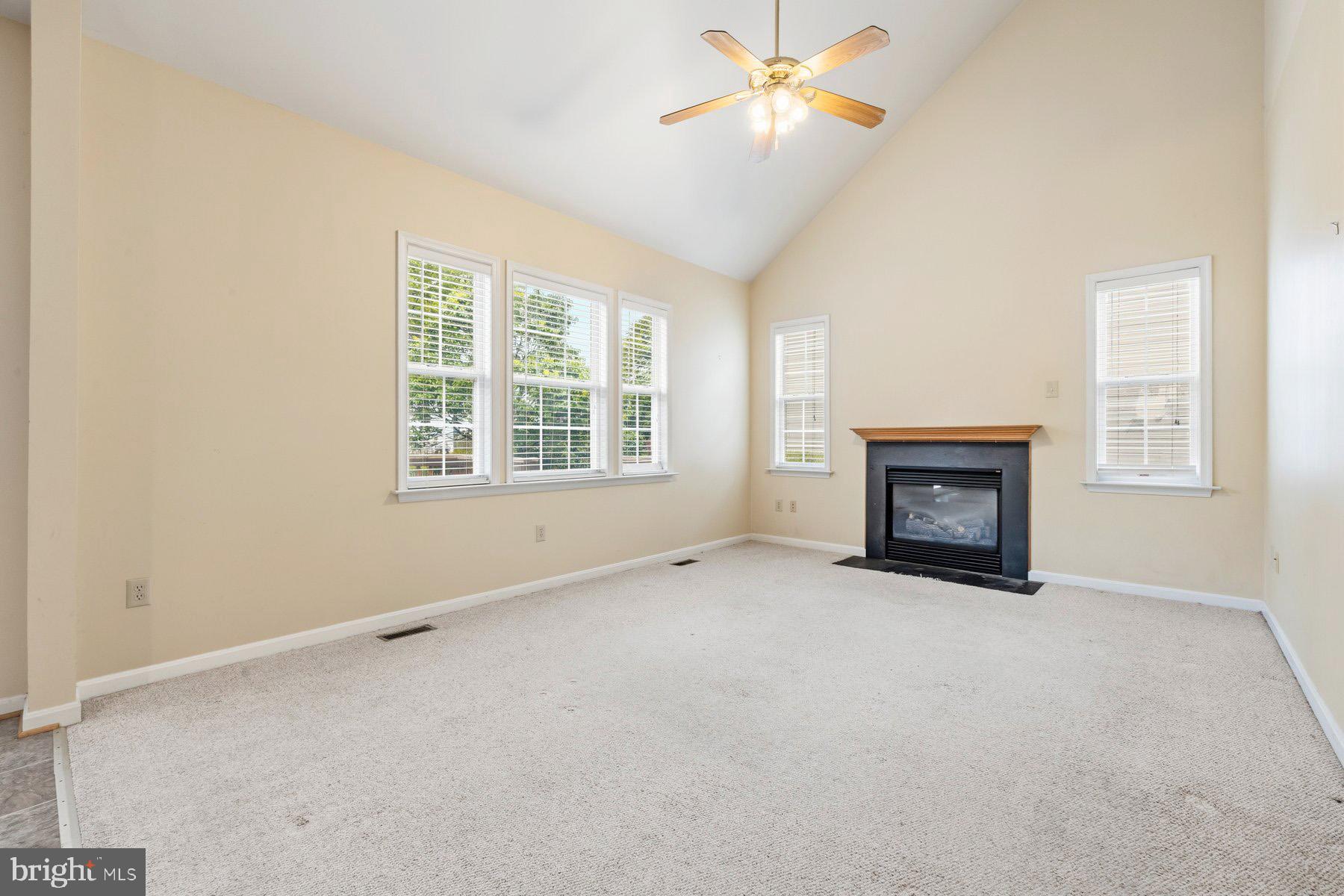 NORTH CROSSING - Residential