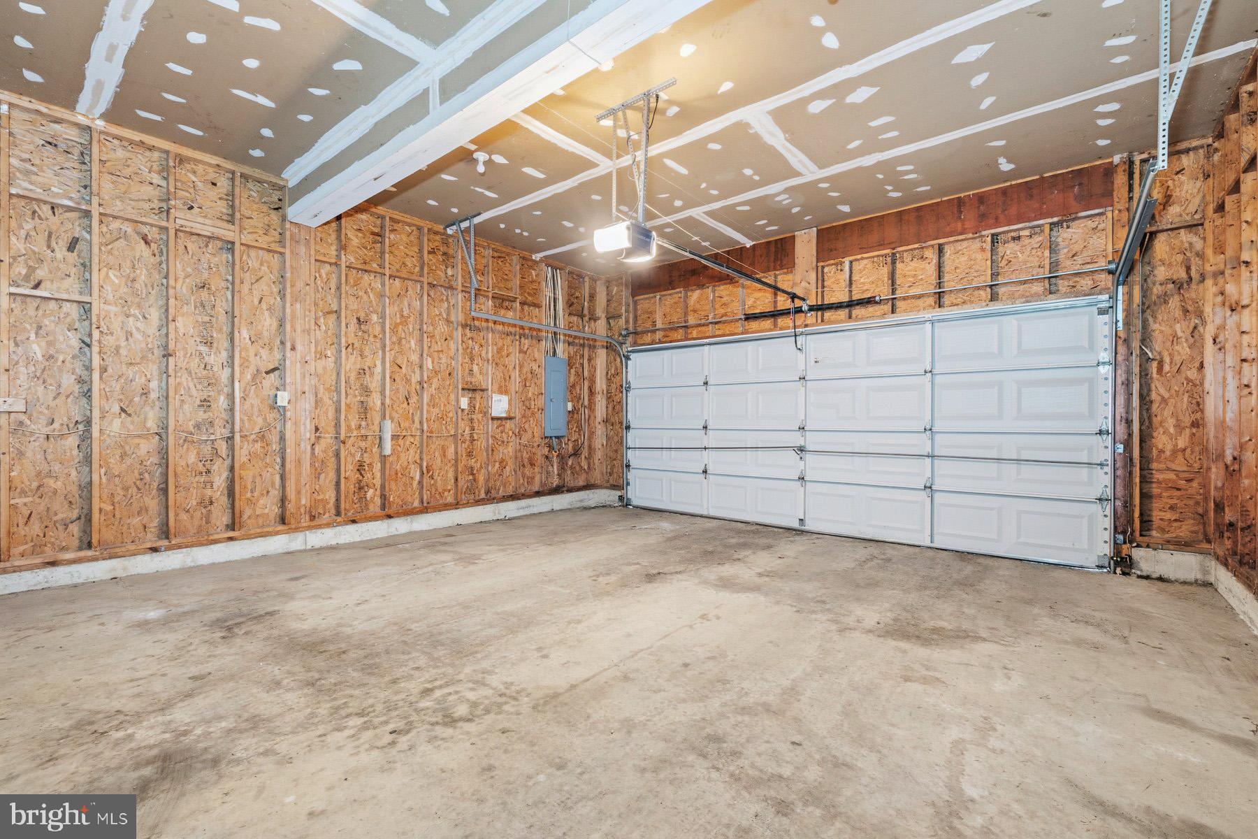 NORTH CROSSING - Residential