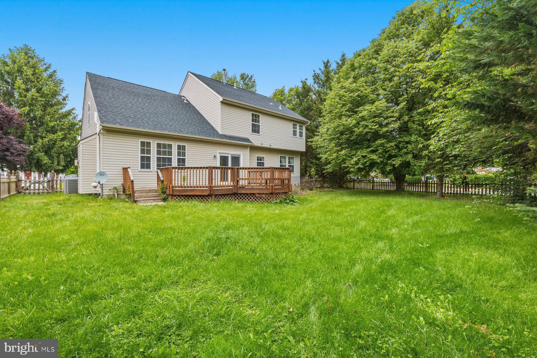NORTH CROSSING - Residential