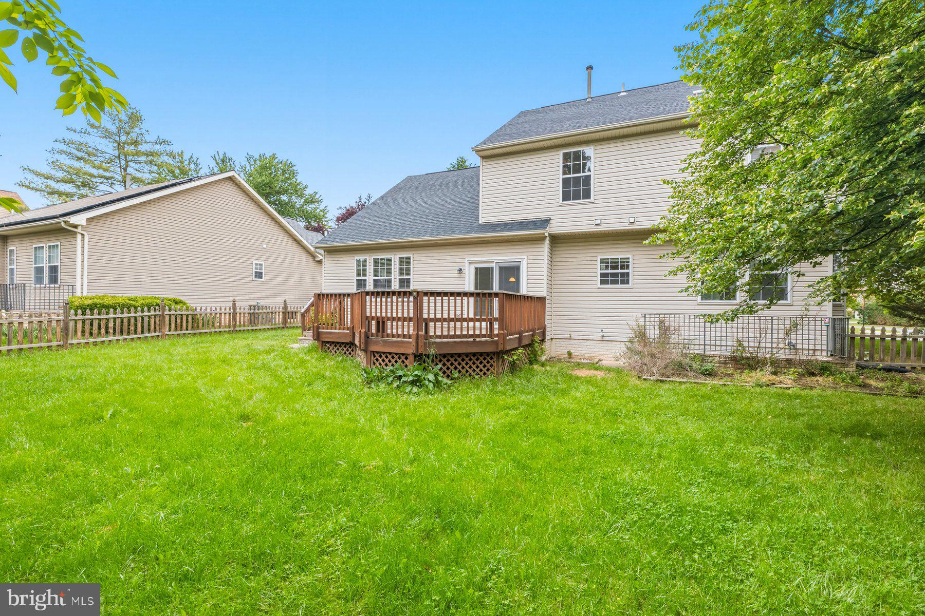NORTH CROSSING - Residential