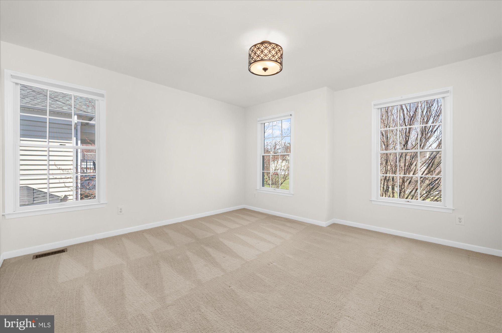 NEW BRITAIN WALK - Residential