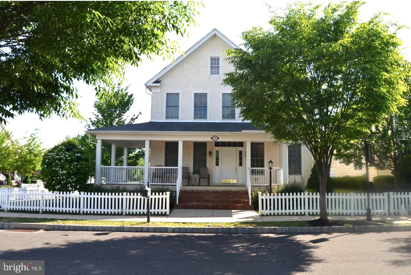 NEW BRITAIN WALK - Residential