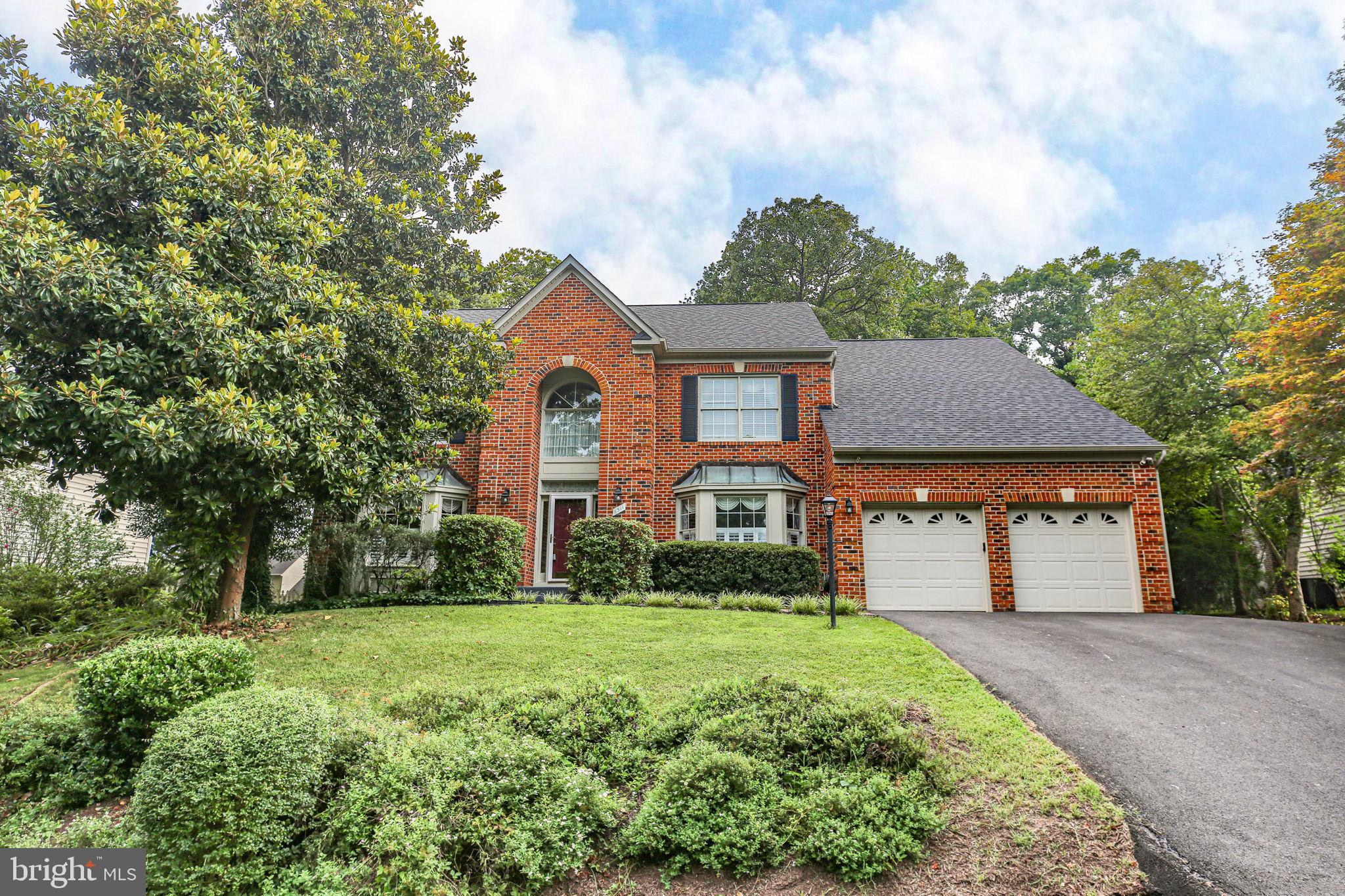 FOX POINT - Residential