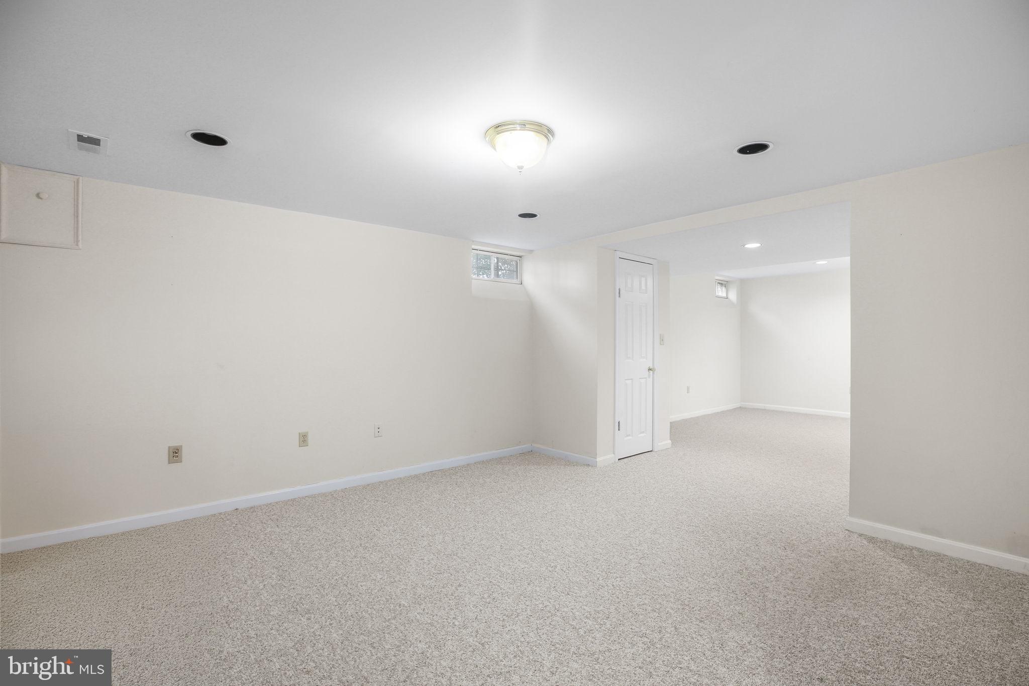 FOX POINT - Residential