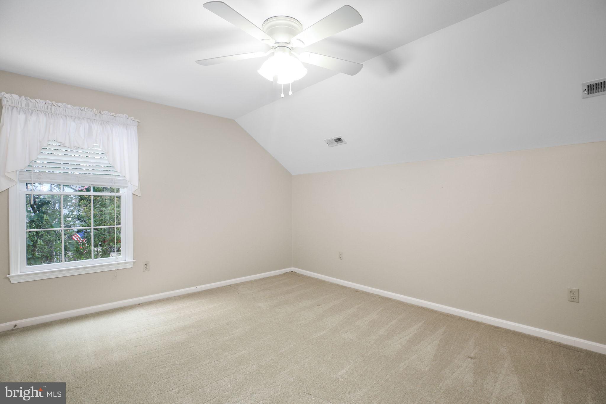 FOX POINT - Residential