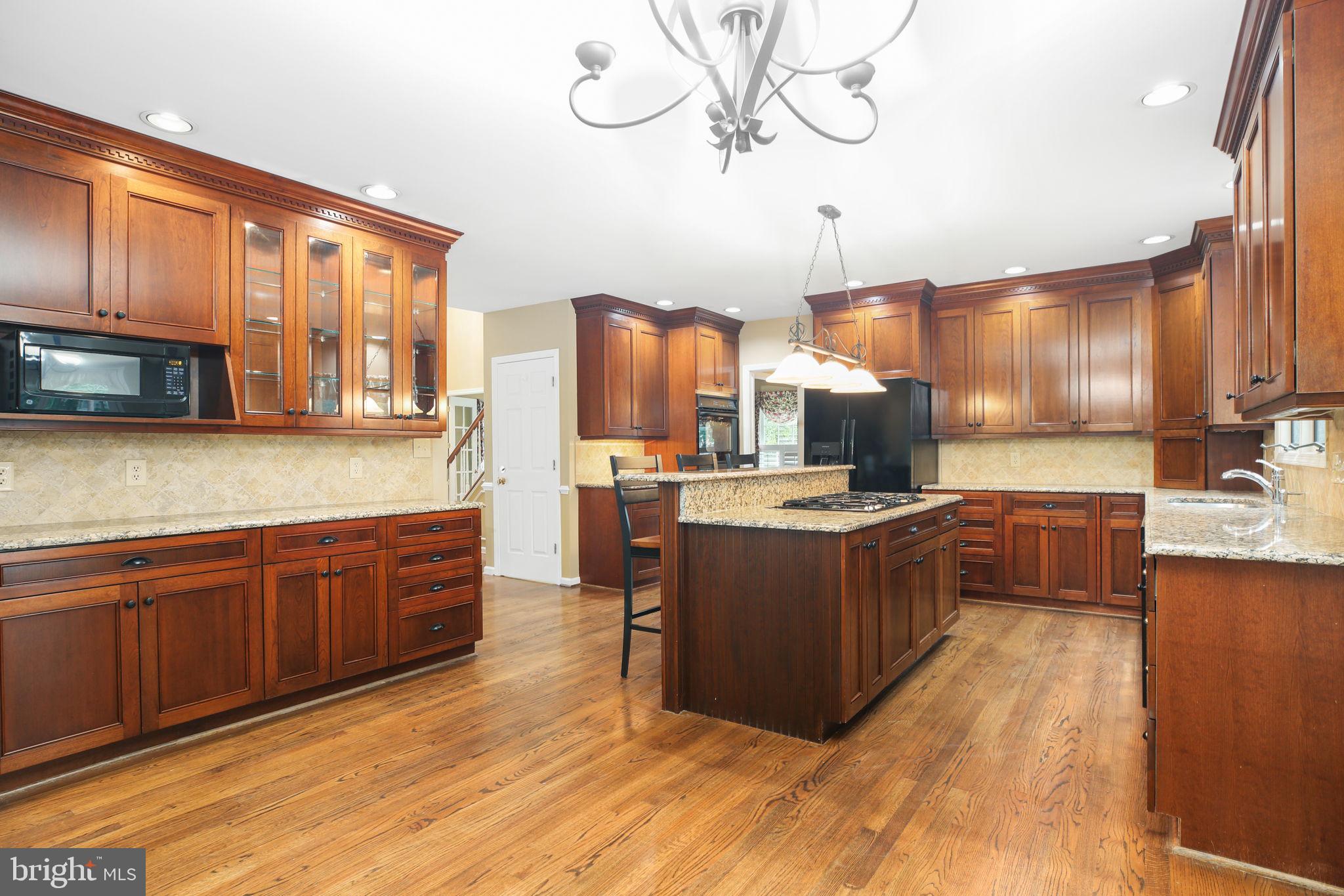 FOX POINT - Residential