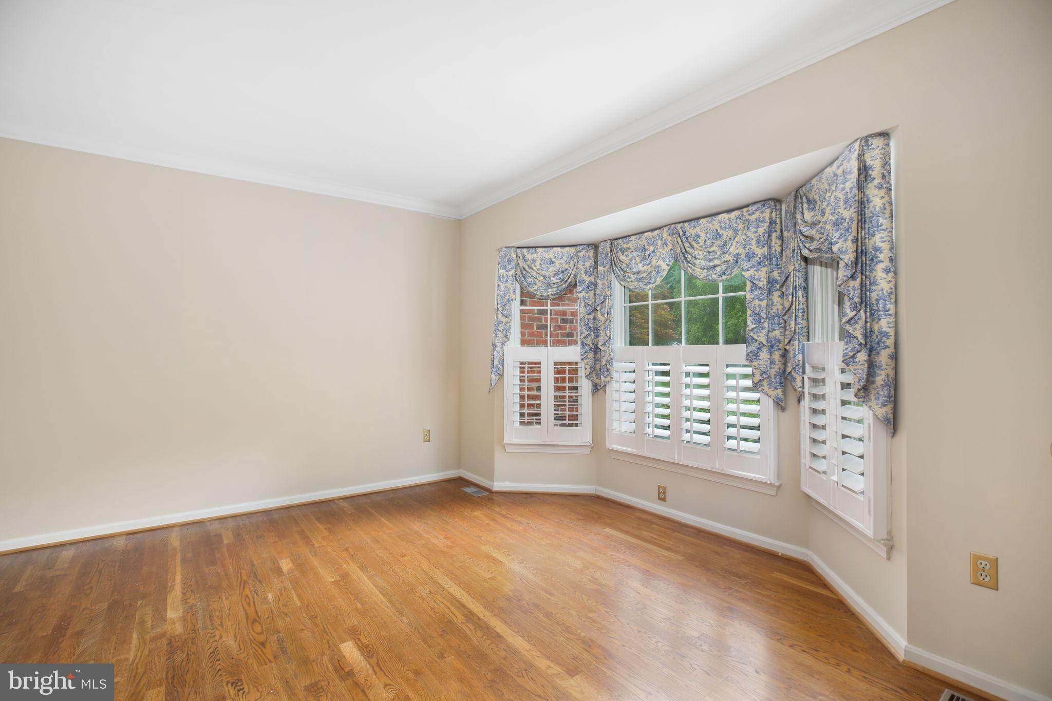 FOX POINT - Residential