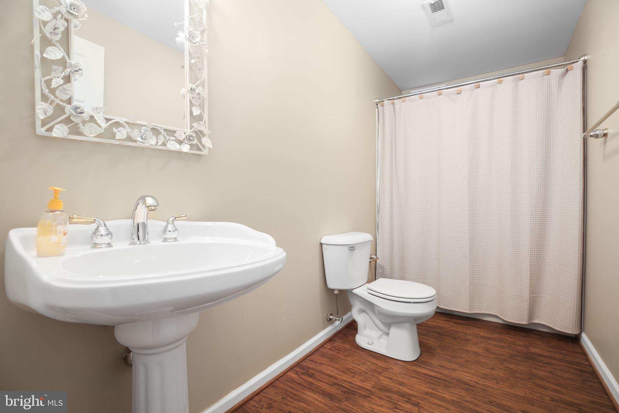 FOX POINT - Residential