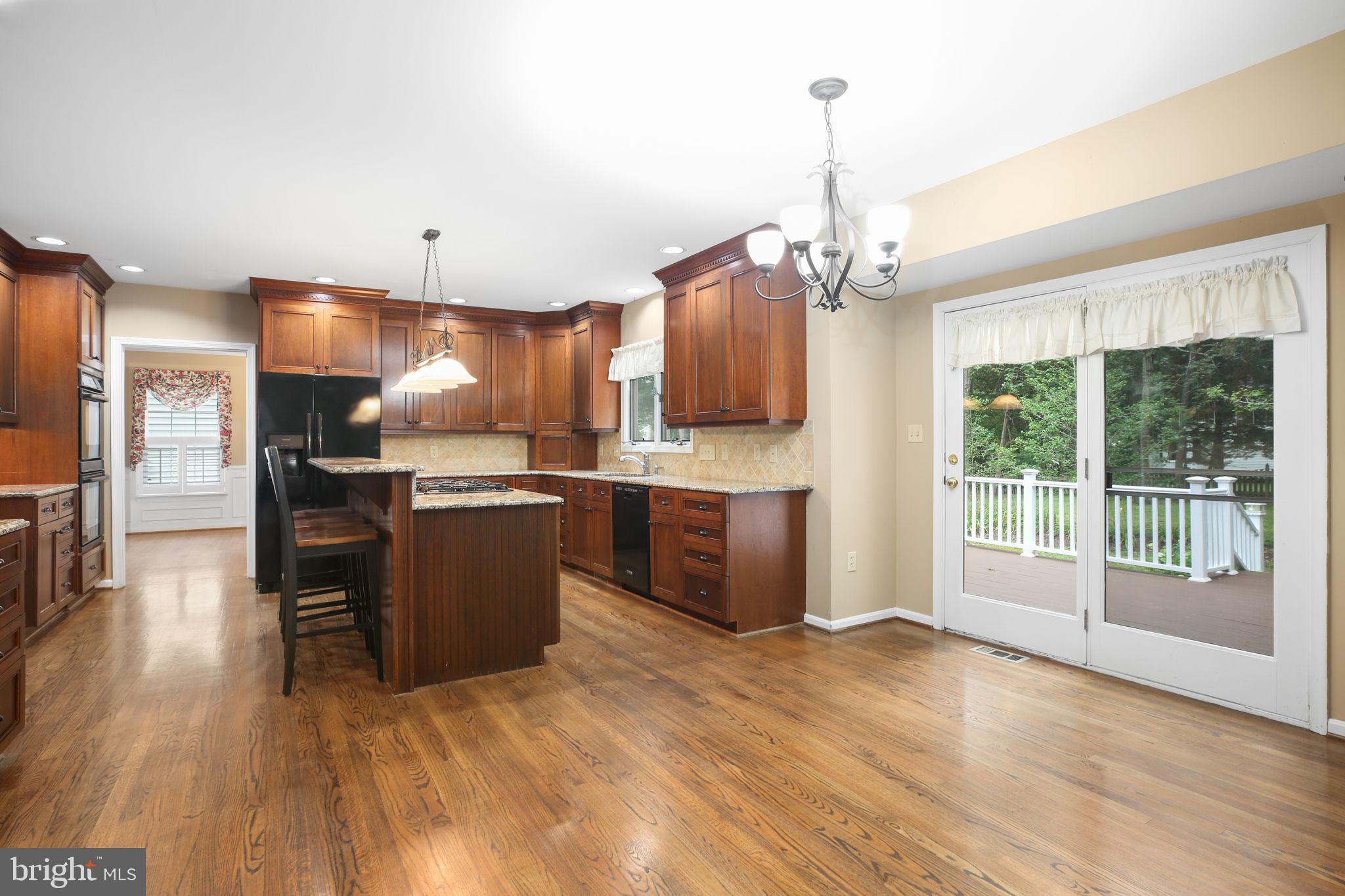 FOX POINT - Residential