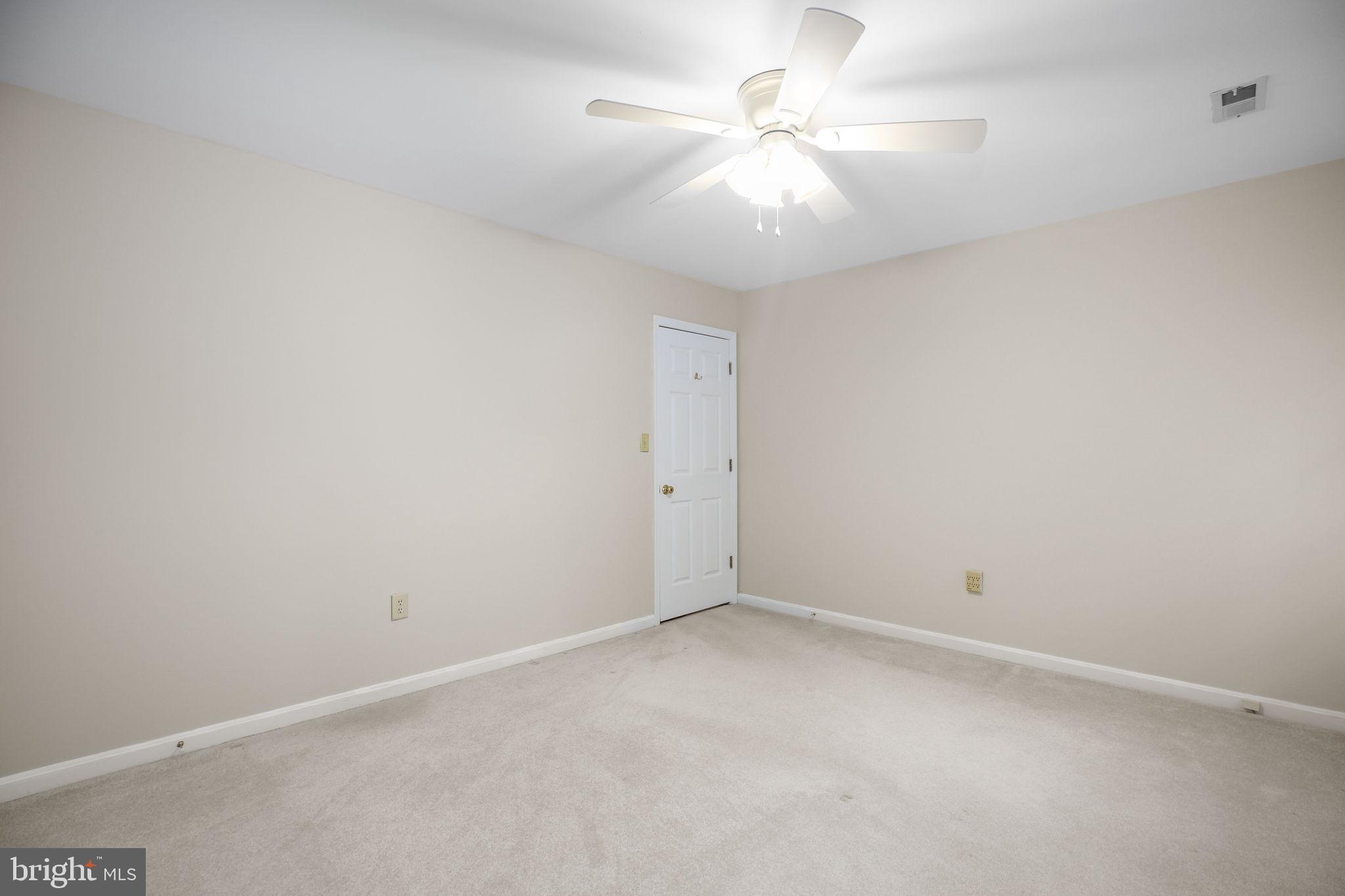 FOX POINT - Residential