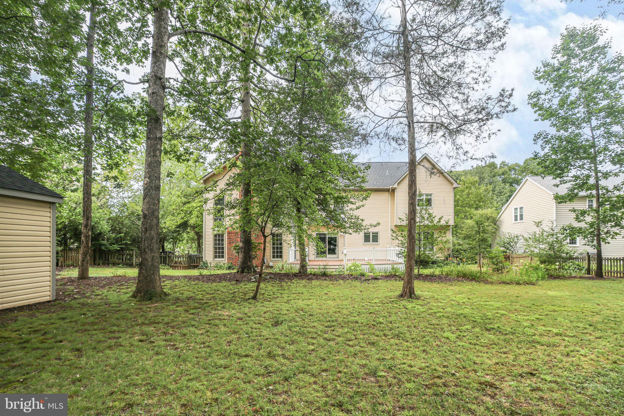 FOX POINT - Residential