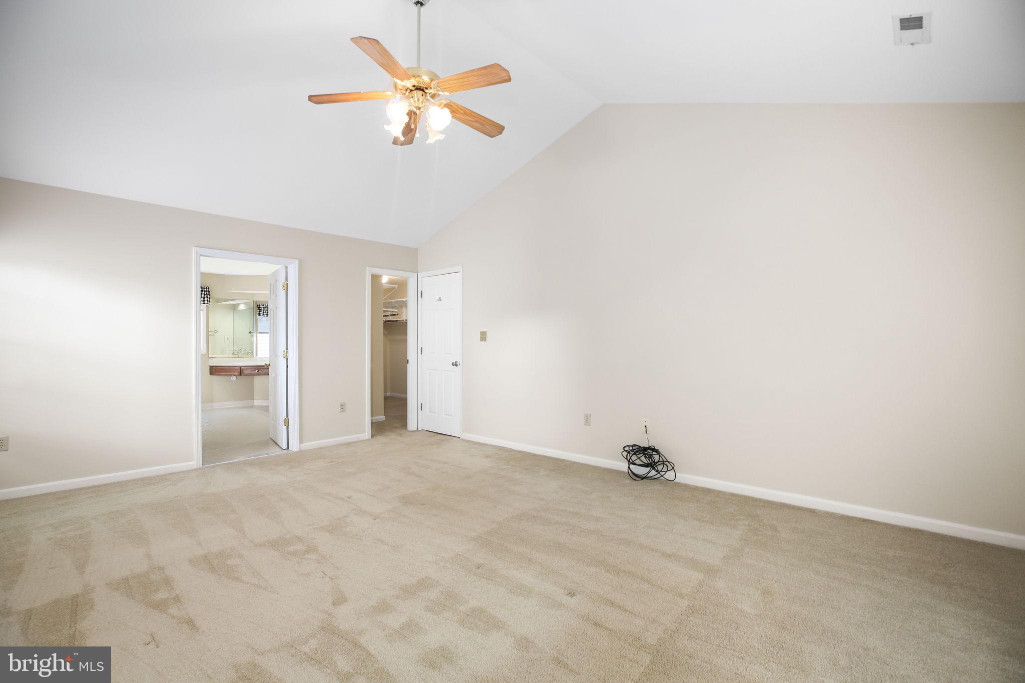 FOX POINT - Residential