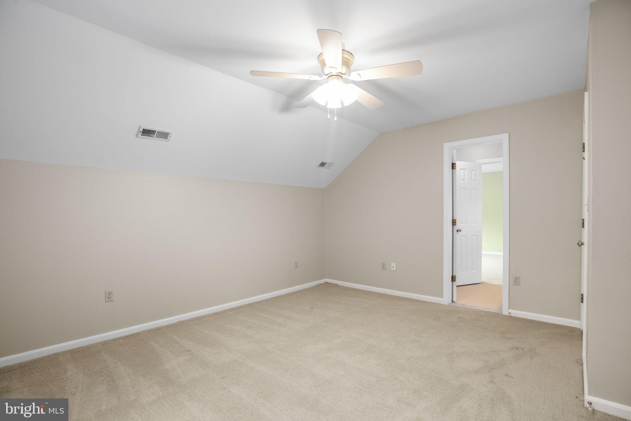 FOX POINT - Residential