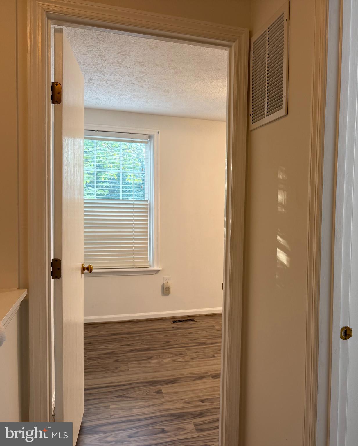 DUFIEF MILL ESTATES - Residential Lease