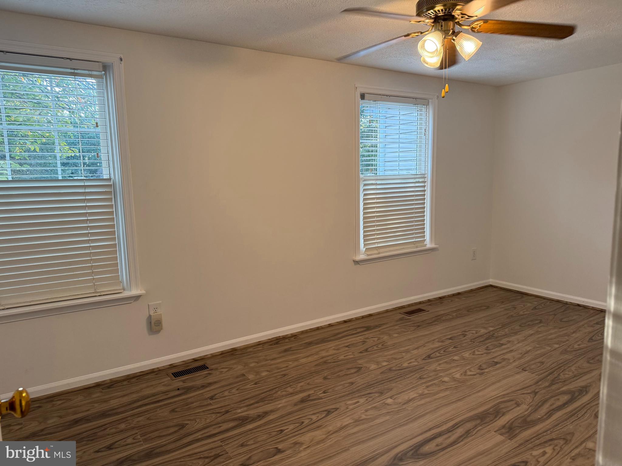 DUFIEF MILL ESTATES - Residential Lease