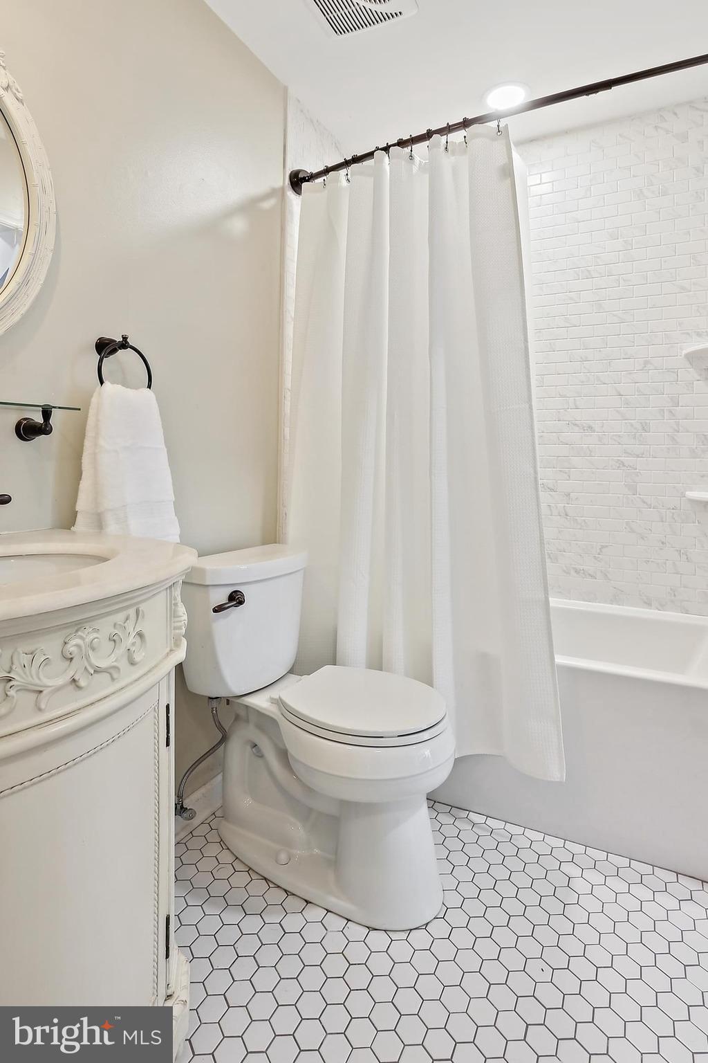 STEWARTS LANDING - Residential