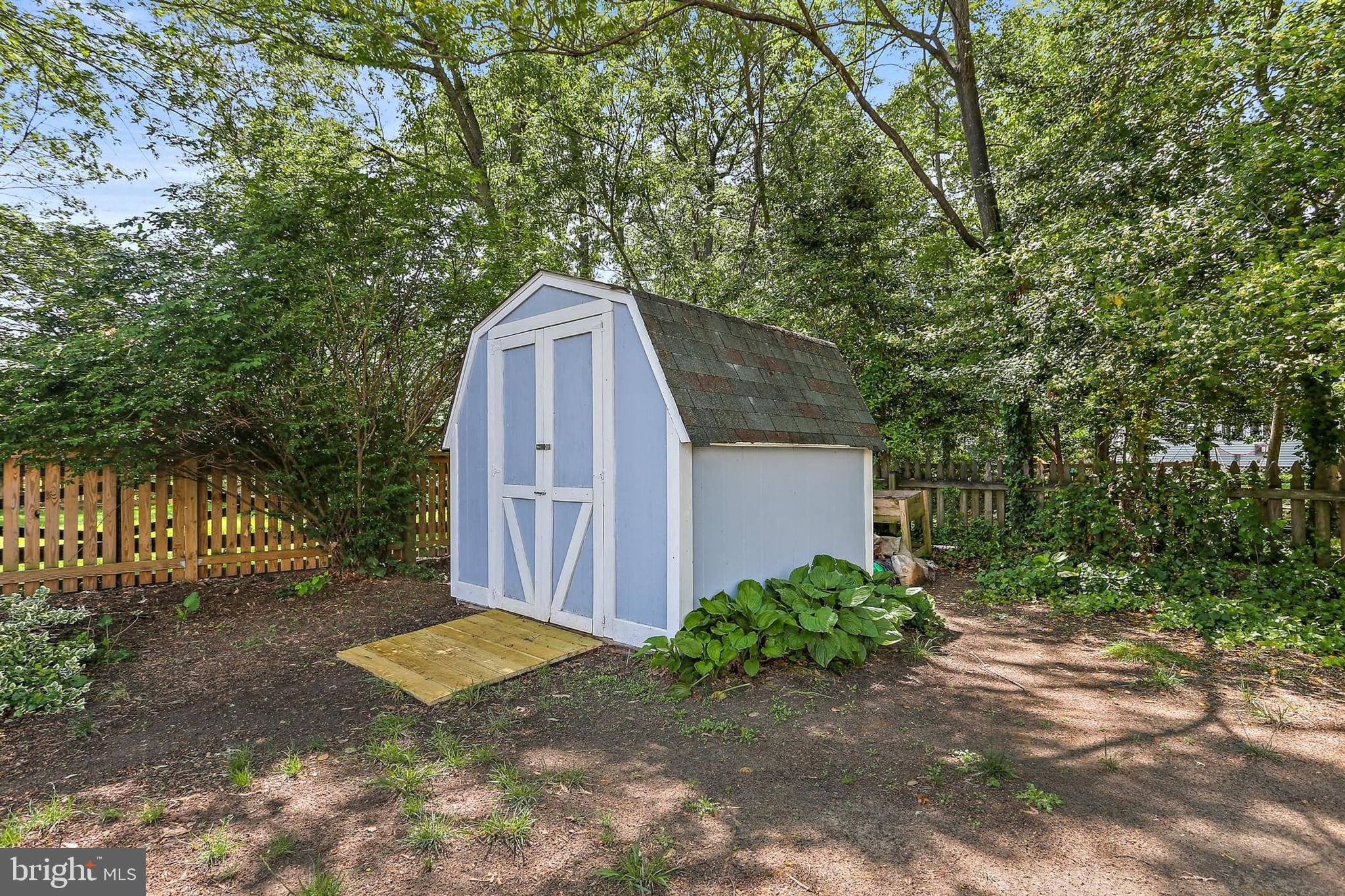 STEWARTS LANDING - Residential