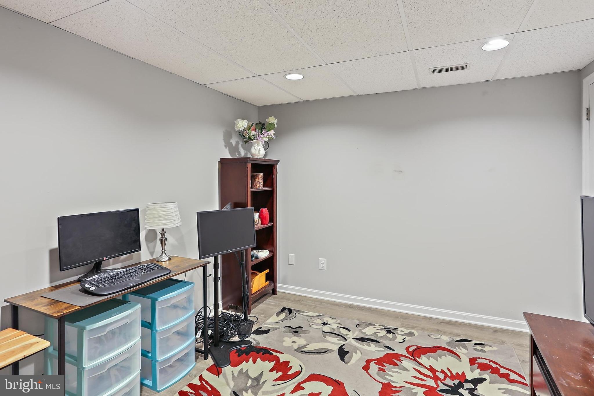 STEWARTS LANDING - Residential