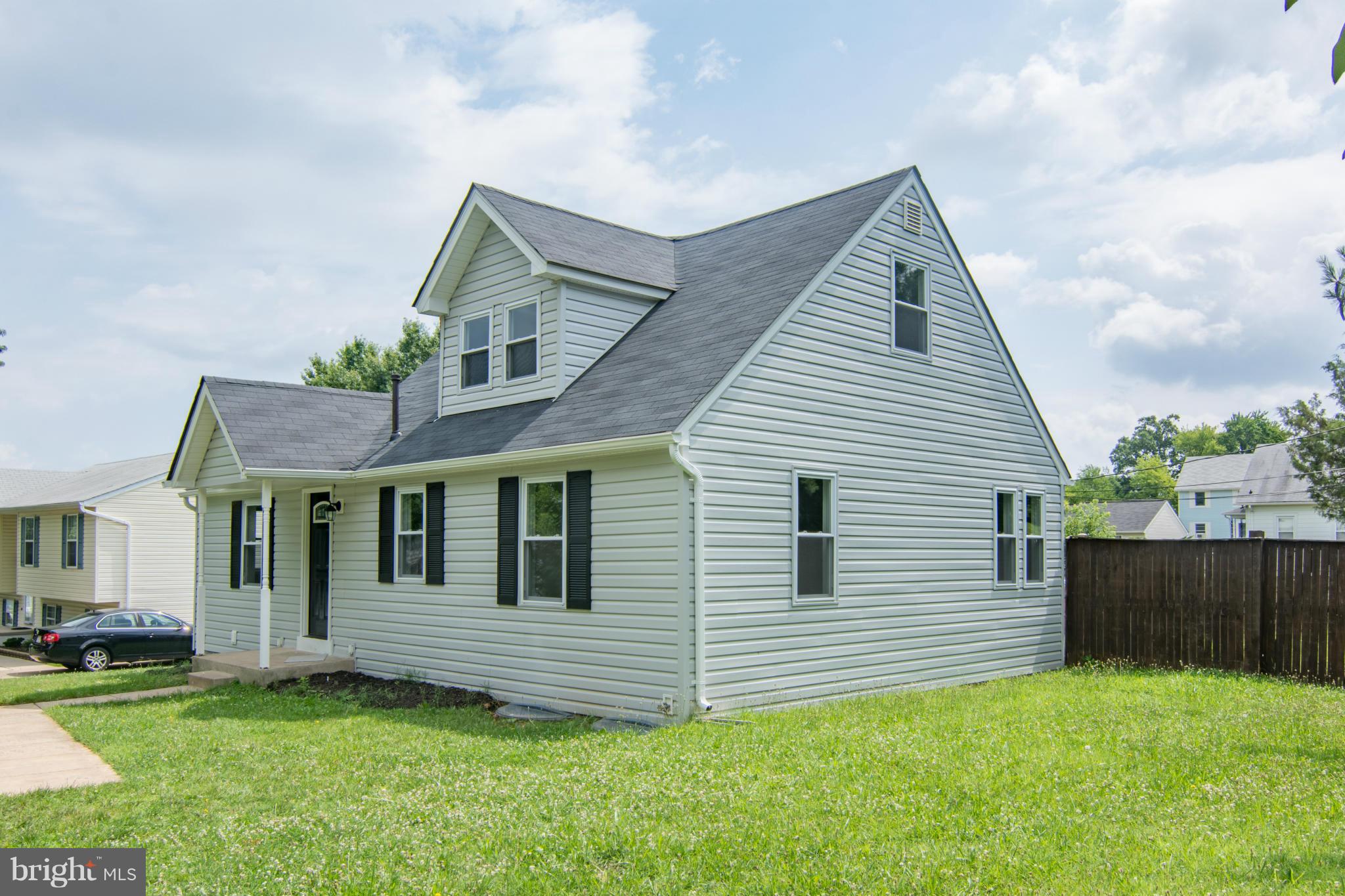 GOLDEN SPRINGS - Residential