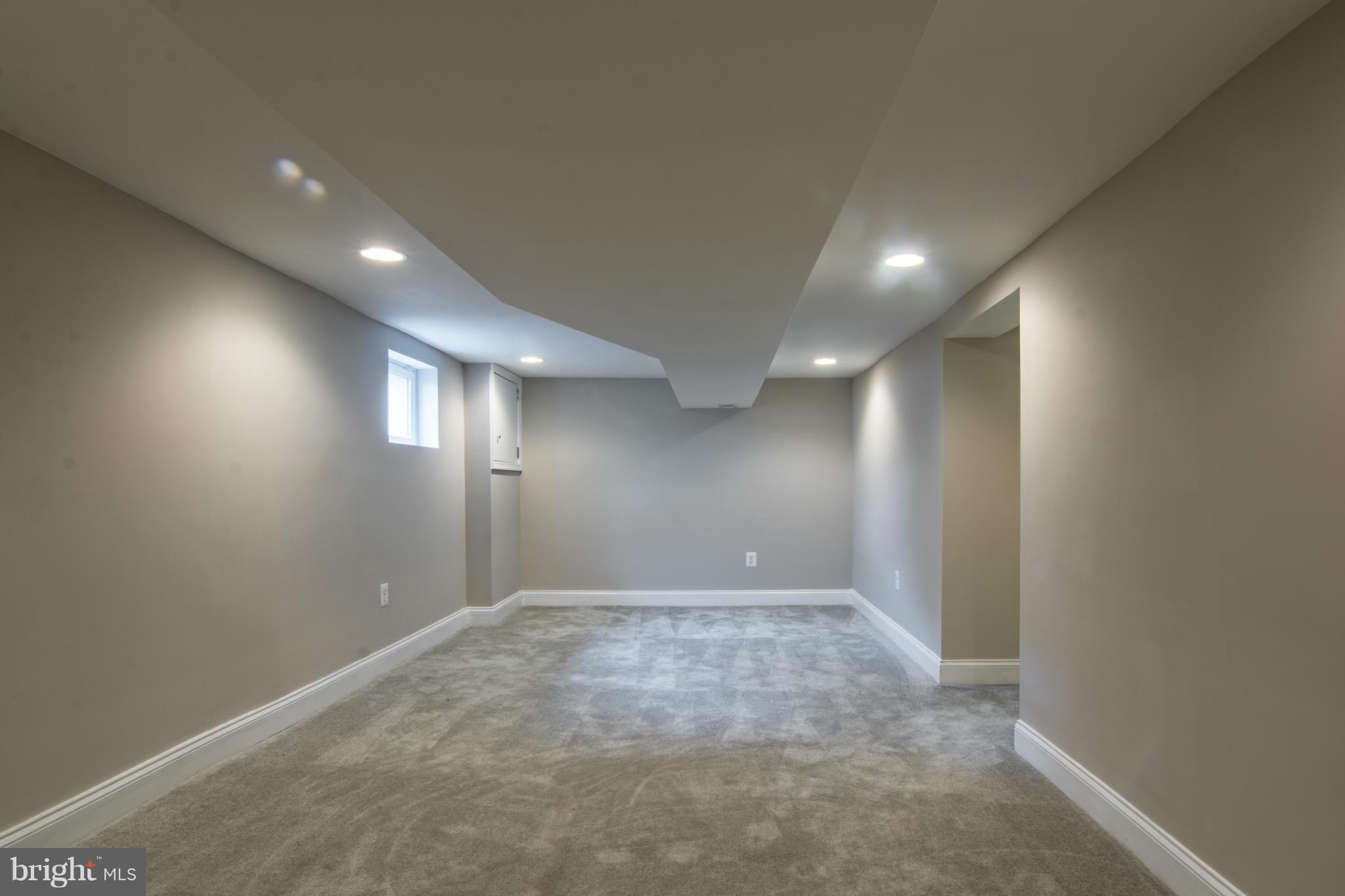 GOLDEN SPRINGS - Residential