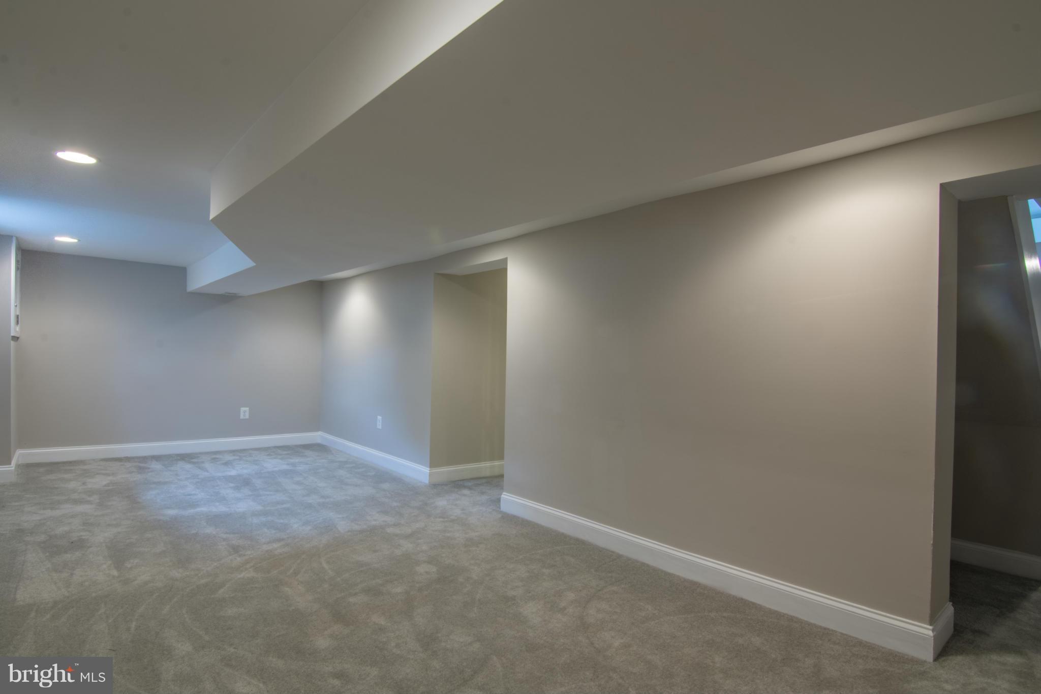 GOLDEN SPRINGS - Residential