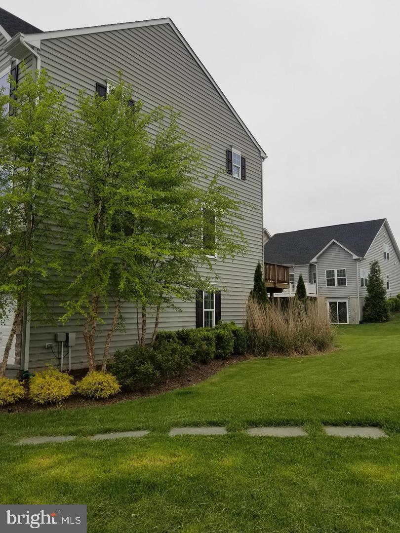 POTOMAC STATION - Residential Lease