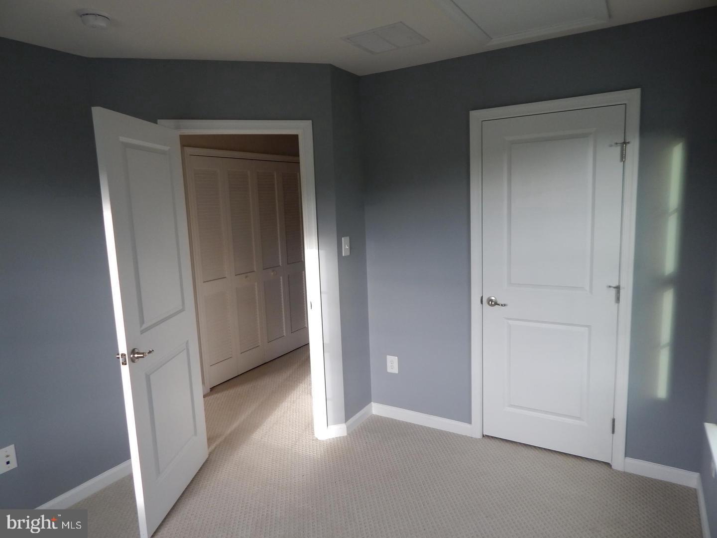 POTOMAC STATION - Residential Lease