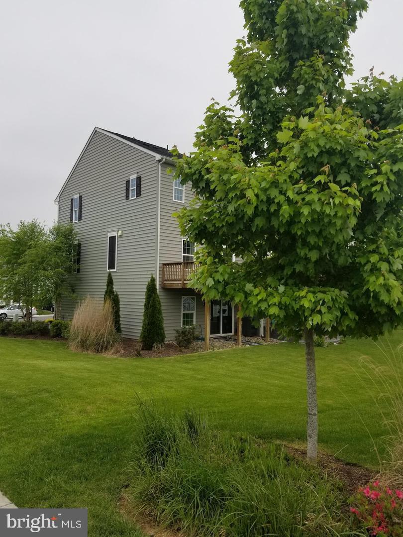 POTOMAC STATION - Residential Lease