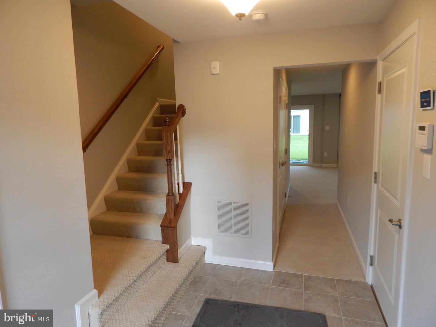 POTOMAC STATION - Residential Lease