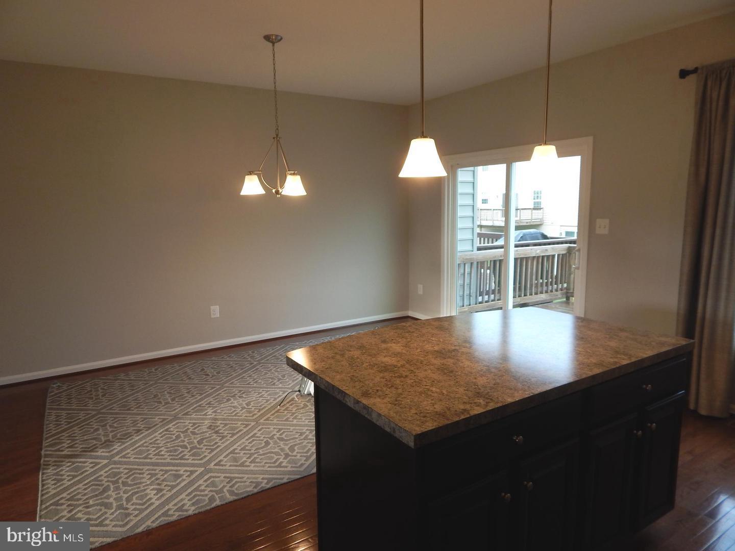 POTOMAC STATION - Residential Lease