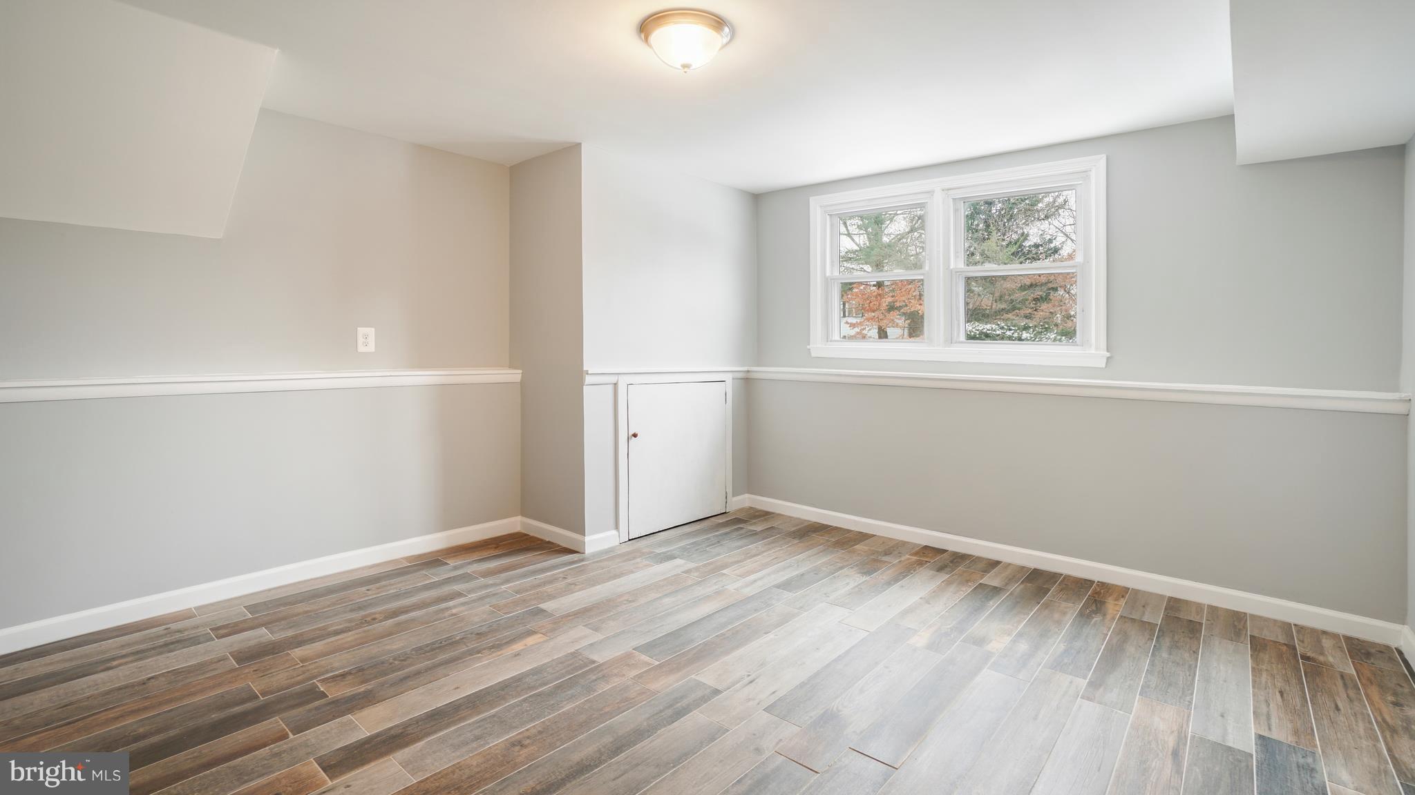 ROLLINGWOOD - Residential