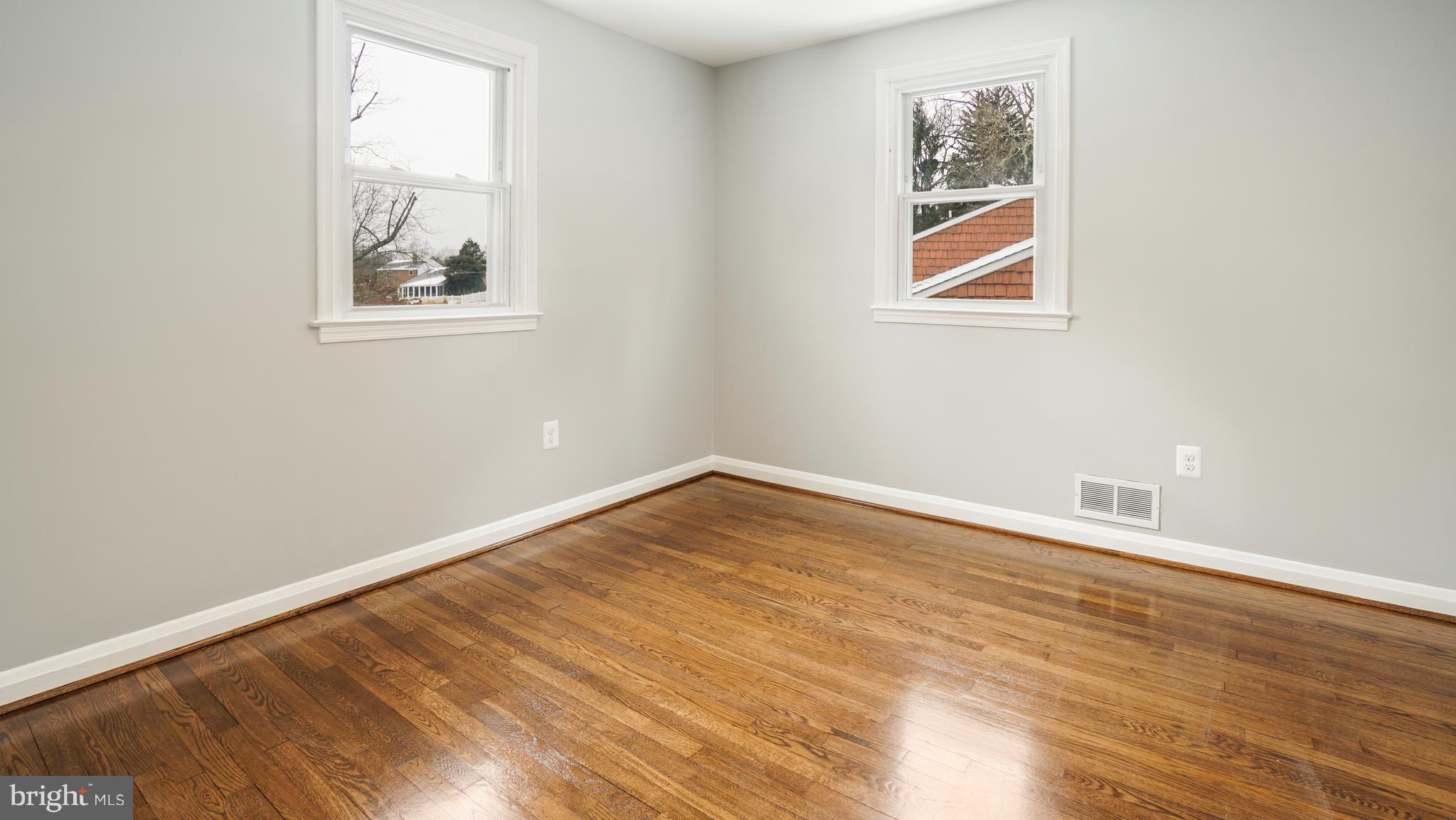 ROLLINGWOOD - Residential