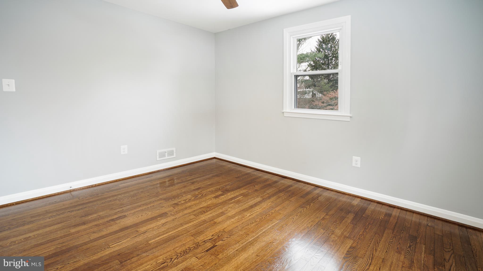 ROLLINGWOOD - Residential