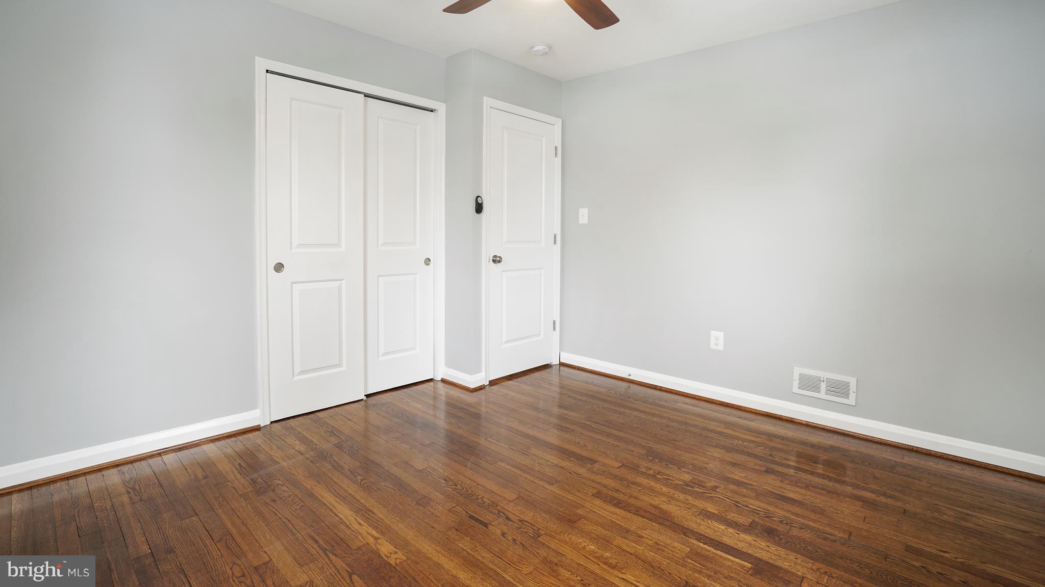 ROLLINGWOOD - Residential