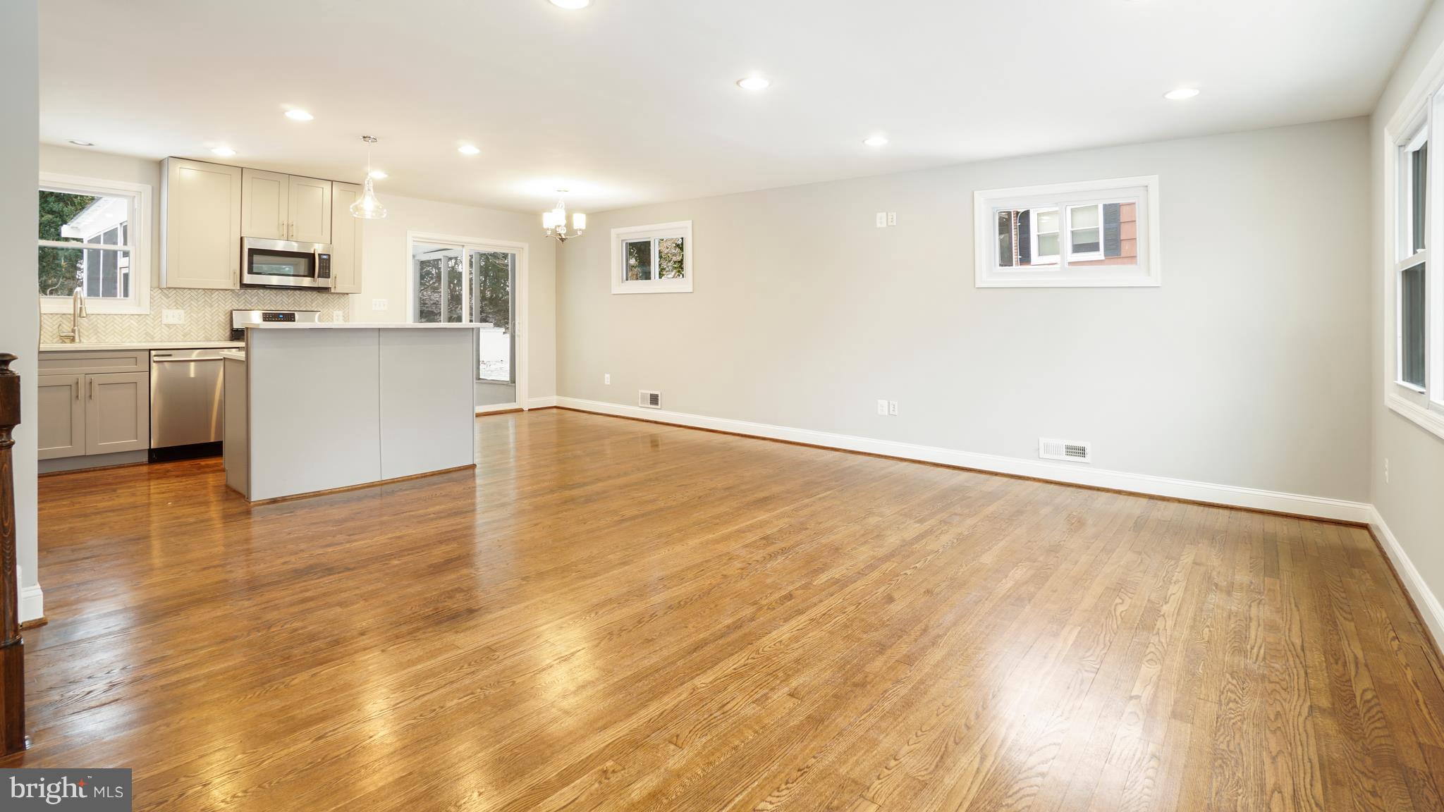 ROLLINGWOOD - Residential