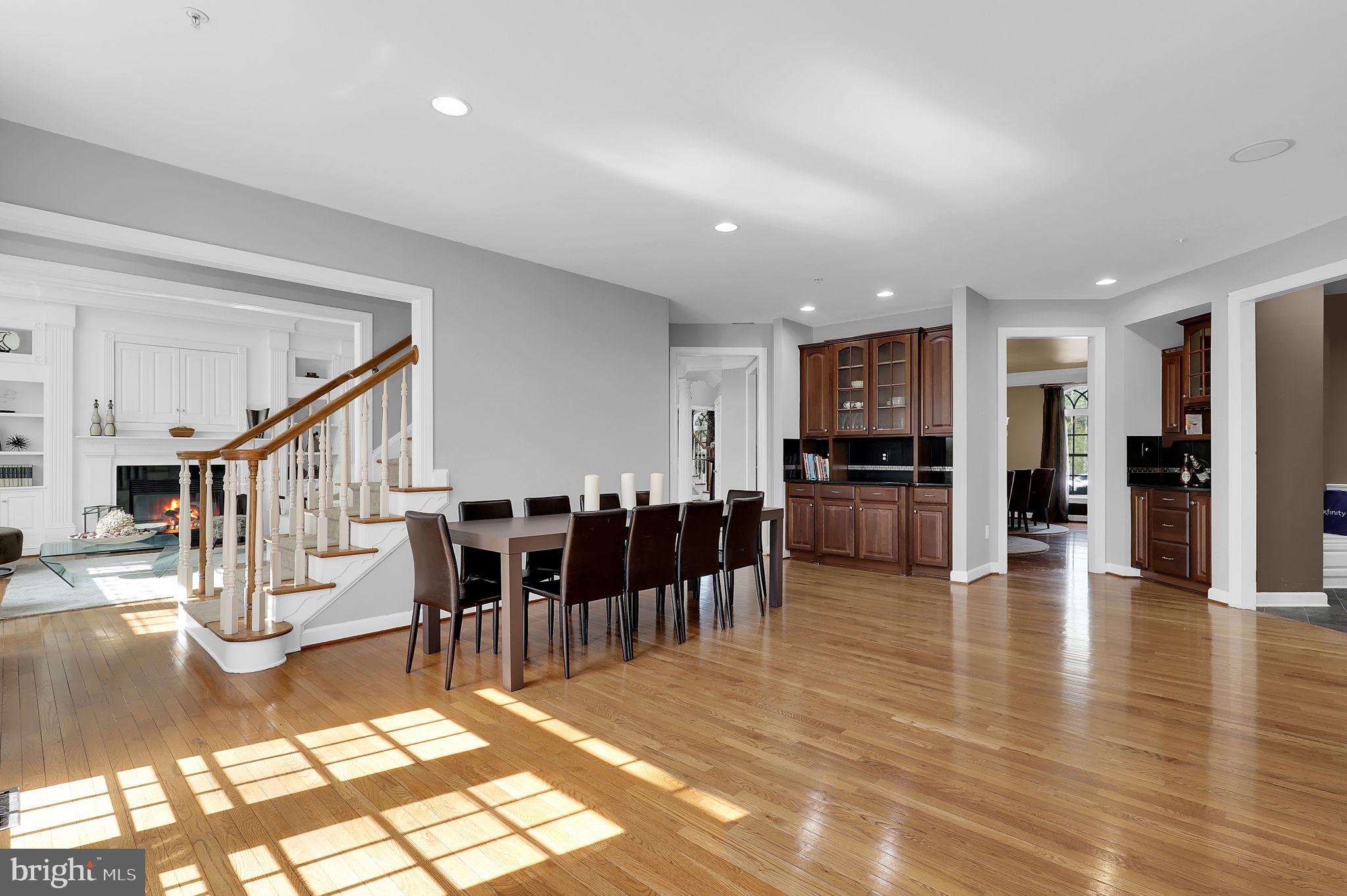 OAK CREEK CLUB - Residential