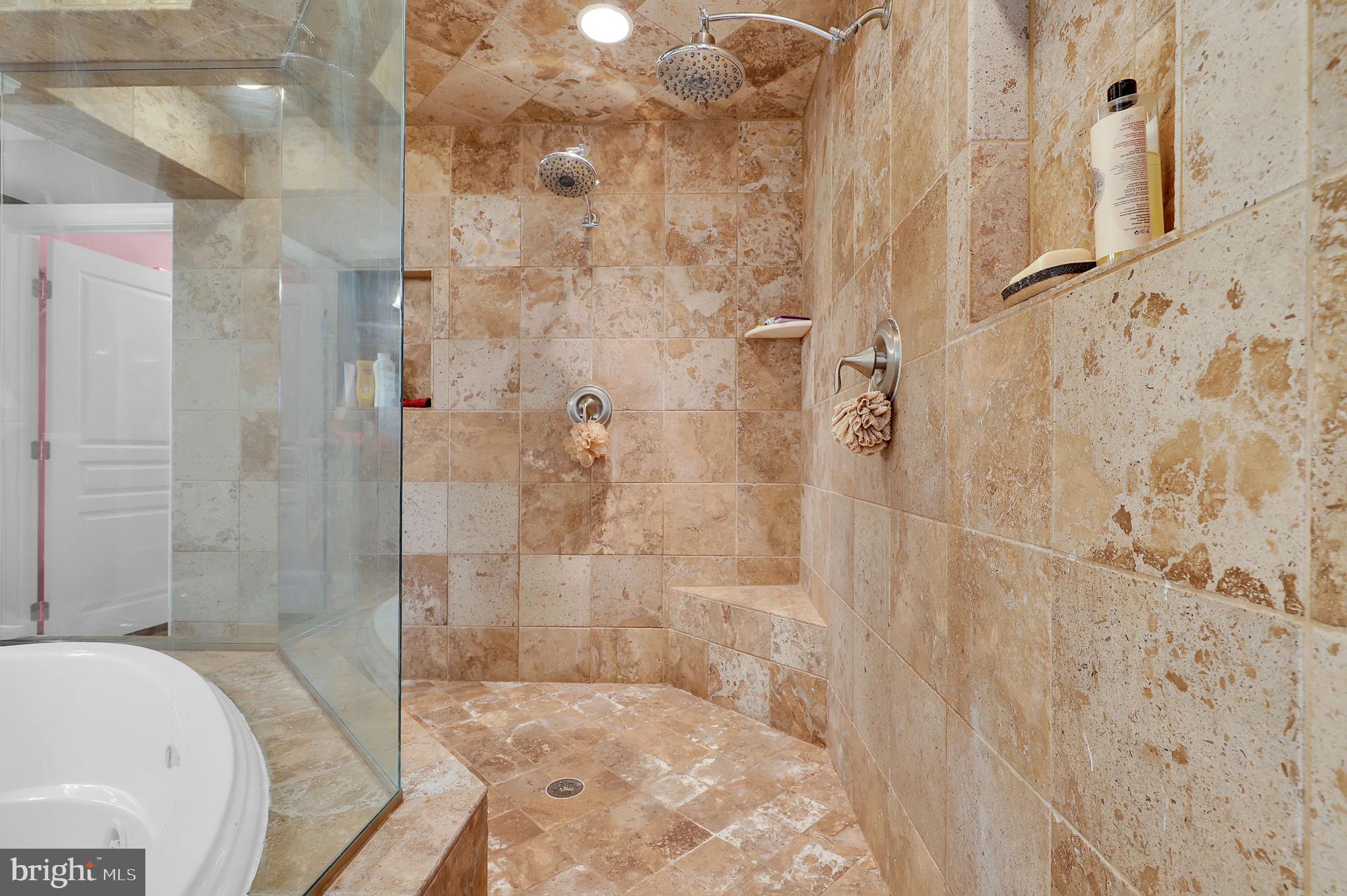 OAK CREEK CLUB - Residential