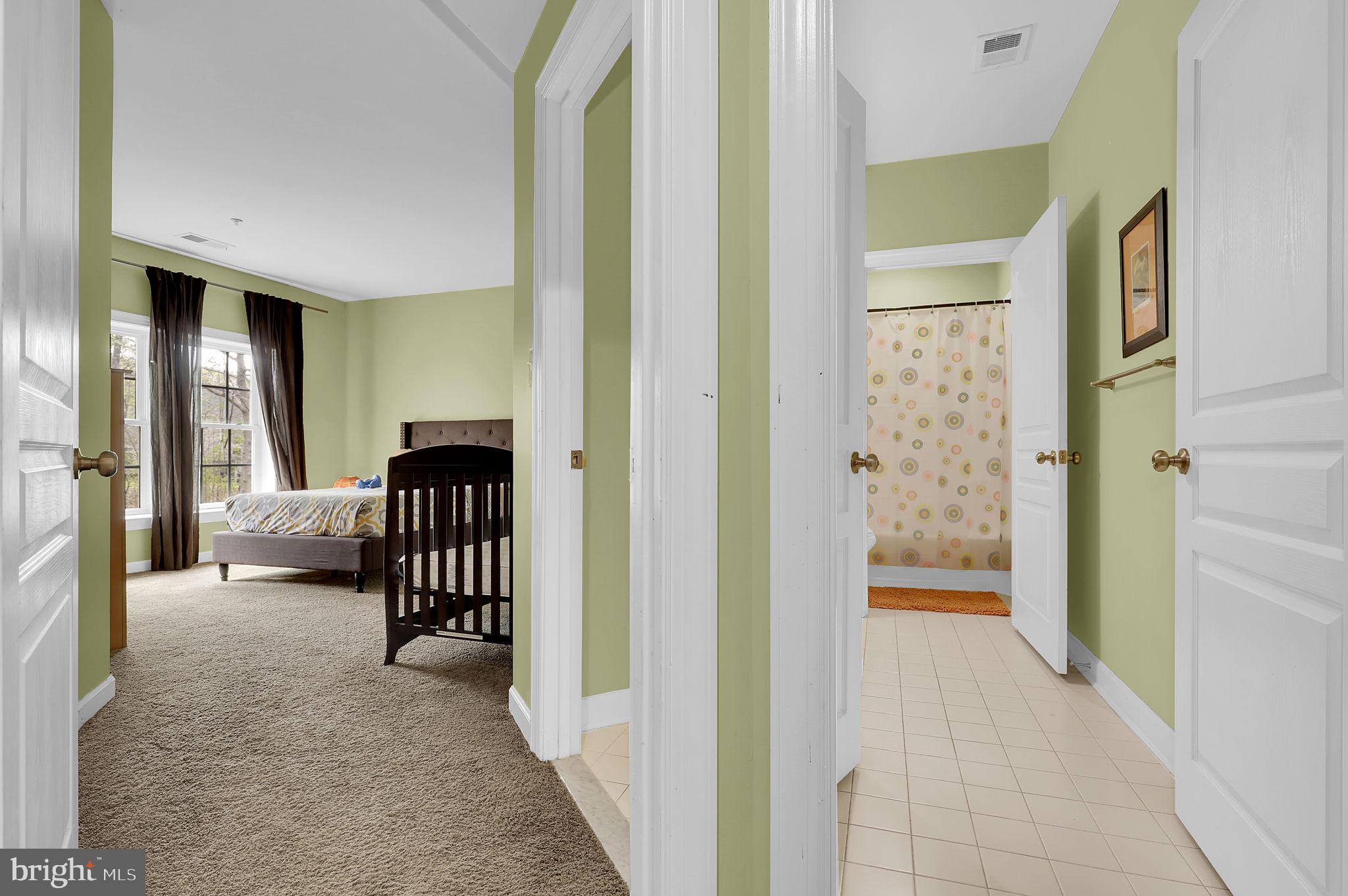 OAK CREEK CLUB - Residential